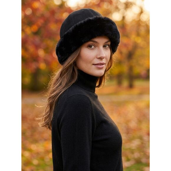 RARE VTG Mid Century Ladies Black Suede Mink/Fur Hat French Luxembourg Luxury main image 7